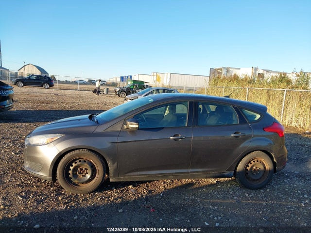Ford Focus 2015 1FADP3K23FL284380 Image 14