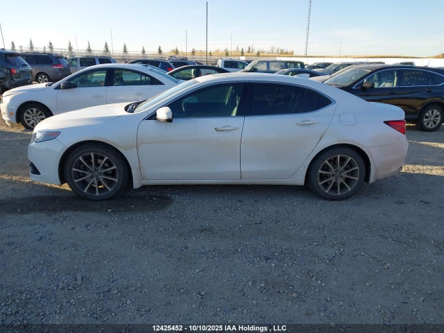 Acura j35y6 2015 19UUB3F75FA803697 Image 14