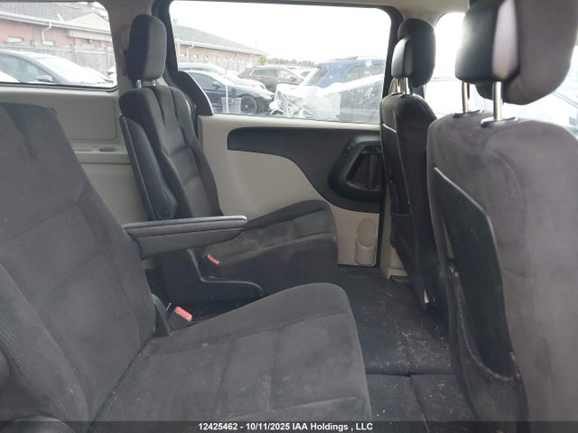 2C4RDGBG6ER463238 Dodge Grand Caravan