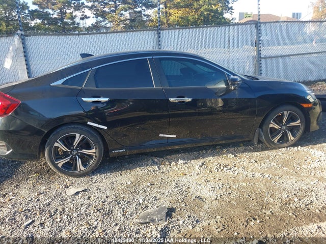 Продажа на аукционе авто 2018 Honda Civic Touring, vin: 2HGFC1F96JH101331, номер лота: 12425490