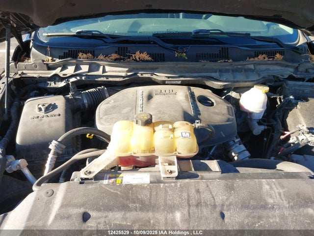 12425529 :رقم المزاد ، 1C6RR7LM4JS289210 vin ، 2018 Ram 1500 Slt مزاد بيع
