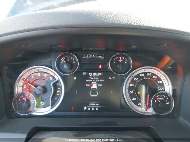 12425529 :رقم المزاد ، 1C6RR7LM4JS289210 vin ، 2018 Ram 1500 Slt مزاد بيع