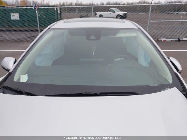 12425540 :رقم المزاد ، 5YFBPMBEXNP304860 vin ، 2022 Toyota Corolla Le مزاد بيع