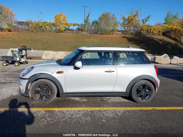 Mini Hardtop 2015 WMWXM5C57F3A97244 Image 14