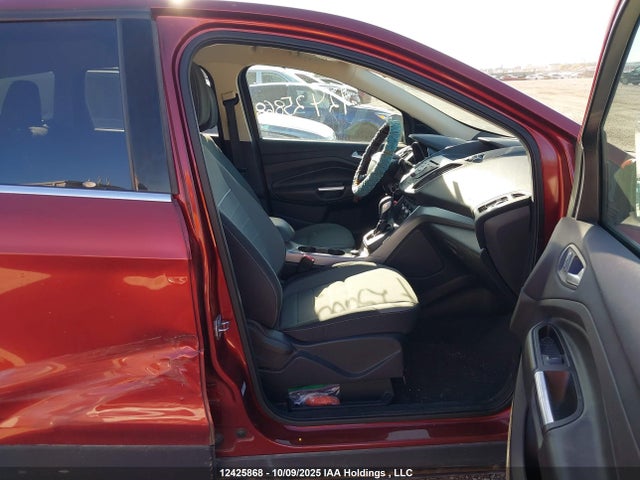 1FMCU0GXXFUA70249 Ford 2015