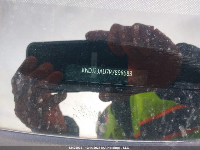 KNDJ23AU7R7898683 KIA 2024