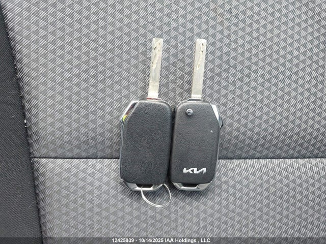 KNDJ23AU7R7898683 KIA 2024