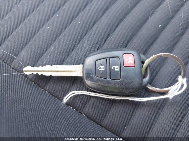 VNKKTUD30HA072311 Toyota 1nz-fe