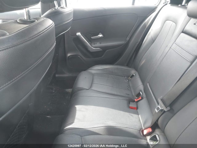 Mercedes-Benz A 250 4matic 2019 WDD3F4HB3KJ071978 Image 8