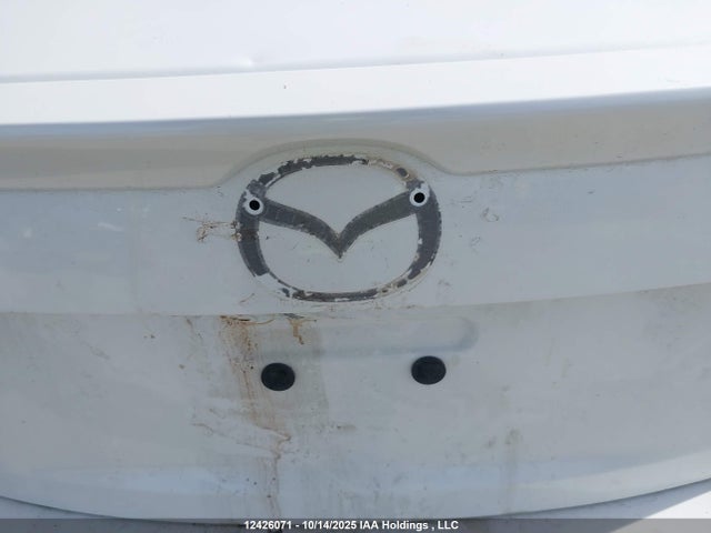 Mazda py 2018 3MZBN1W37JM253359 Image 12
