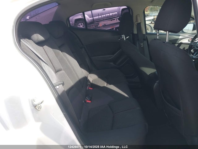 Mazda py 2018 3MZBN1W37JM253359 Image 8