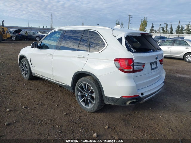 BMW X5 2015 5UXKR6C5XF0J75923 Image 3