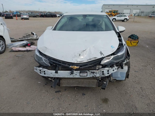 1G1BF5SMXJ7154916 Chevrolet Cruze Premier