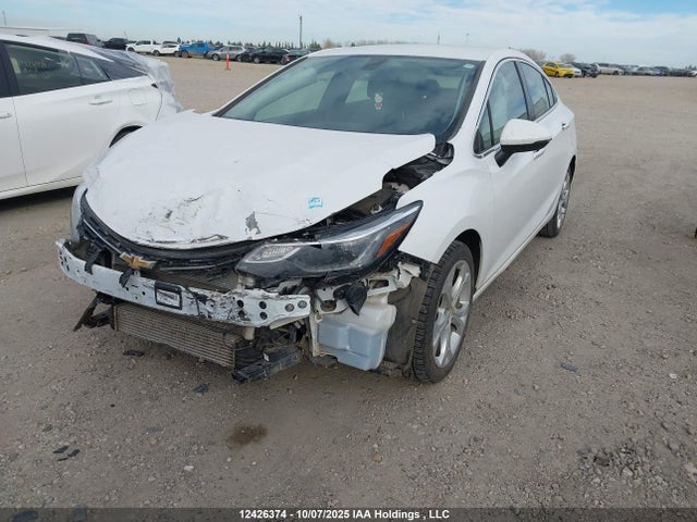 1G1BF5SMXJ7154916 Chevrolet Cruze Premier