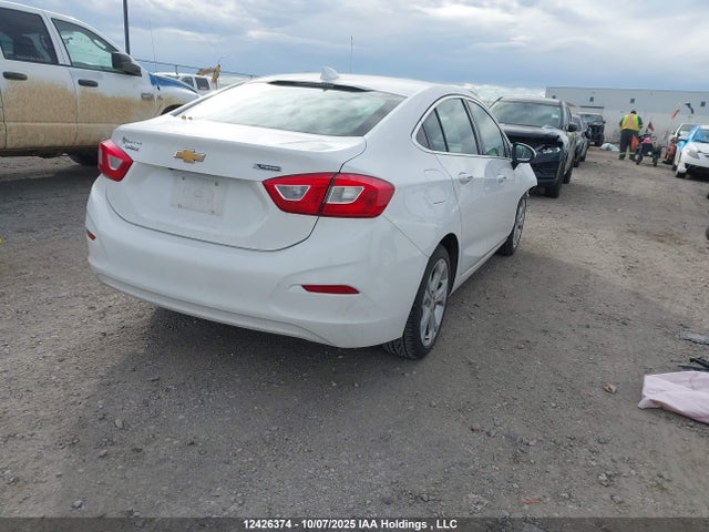 1G1BF5SMXJ7154916 Chevrolet Cruze Premier