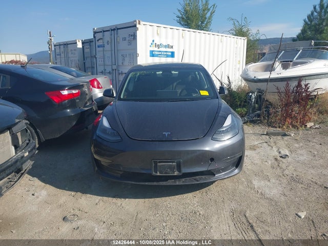 5YJ3E1EB2PF677710 Tesla MODEL 3