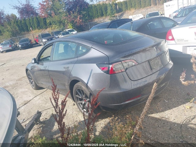5YJ3E1EB2PF677710 Tesla MODEL 3