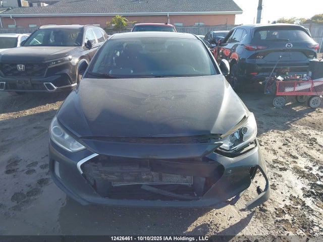 KMHD84LF8HU089723 Hyundai 2017