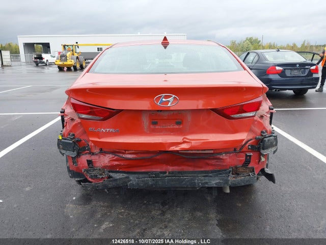 KMHD84LF3HU300388 Hyundai Elantra
