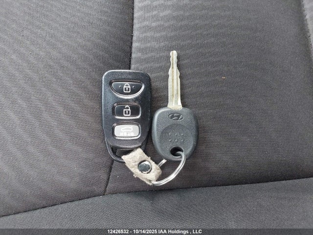 Продаж на аукціоні авто 2016 Hyundai Elantra, vin: 5NPDH4AEXGH797950, номер лоту: 12426532