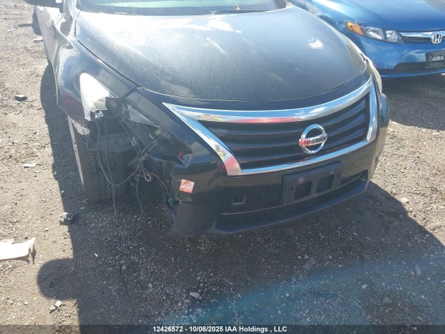 1N4AL3AP0EN260570 Nissan 2014