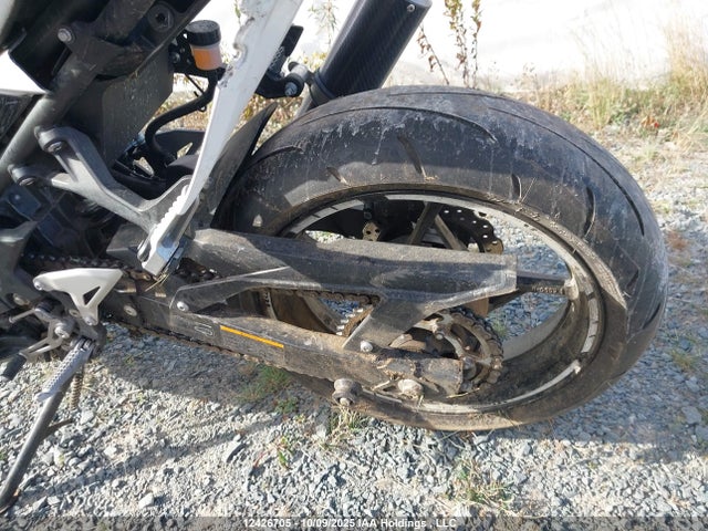 Kawasaki EX400 2018 JKAEXKG13JDA10914 Image 20