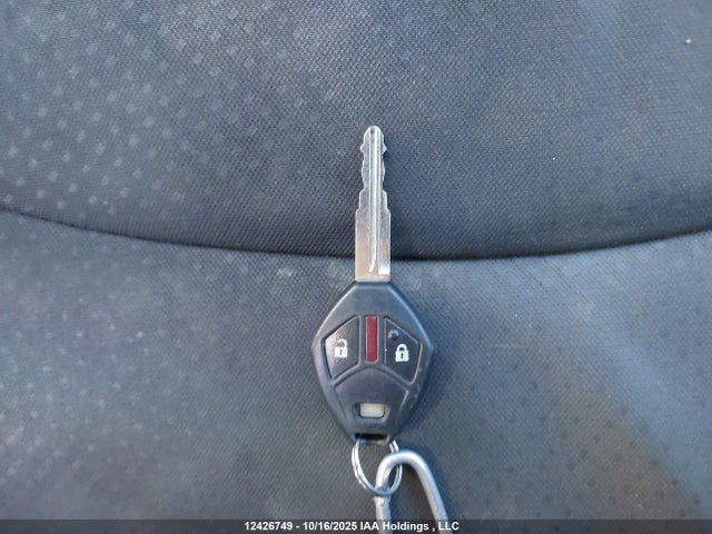 4A4AJ3AUXFE601490 Mitsubishi RVR