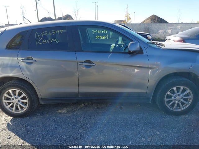 4A4AJ3AUXFE601490 Mitsubishi RVR