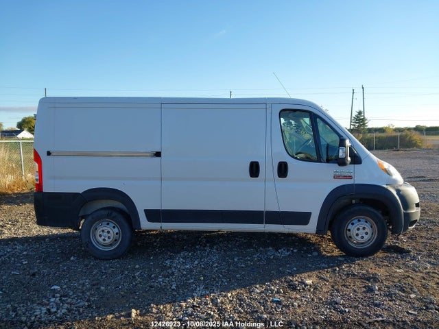 2021 Ram Promaster 2500 Low Roof 136 In. Wb მანქანა იყიდება აუქციონზე, vin: 3C6ERVVG9ME502461, აუქციონის ნომერი: 12426923
