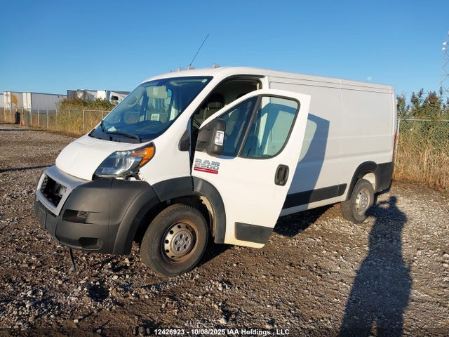 2021 Ram Promaster 2500 Low Roof 136 In. Wb მანქანა იყიდება აუქციონზე, vin: 3C6ERVVG9ME502461, აუქციონის ნომერი: 12426923