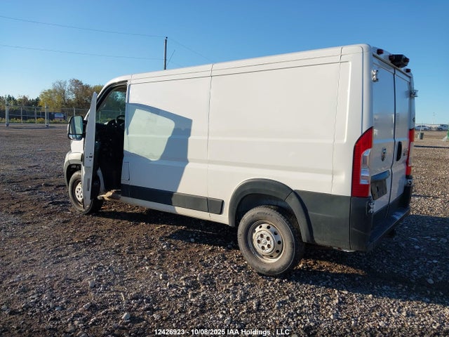 2021 Ram Promaster 2500 Low Roof 136 In. Wb მანქანა იყიდება აუქციონზე, vin: 3C6ERVVG9ME502461, აუქციონის ნომერი: 12426923