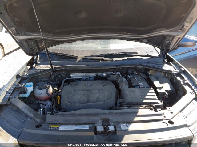 3VV2B7AX6LM102851 Volkswagen Tiguan