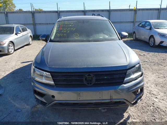 3VV2B7AX6LM102851 Volkswagen Tiguan