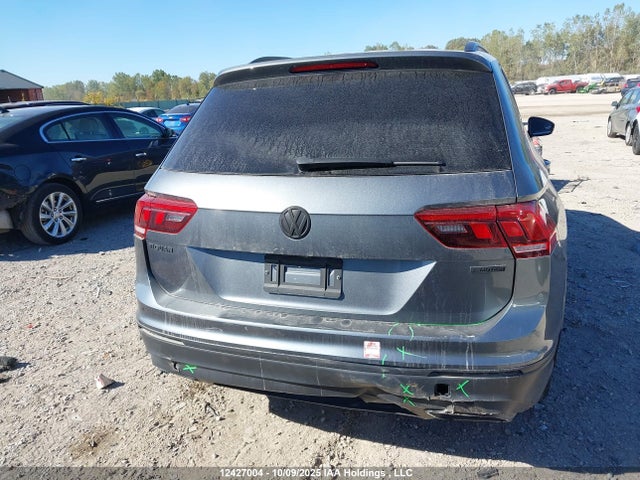 3VV2B7AX6LM102851 Volkswagen Tiguan