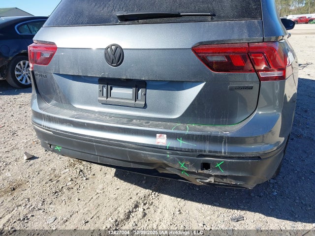 3VV2B7AX6LM102851 Volkswagen Tiguan