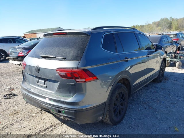 3VV2B7AX6LM102851 Volkswagen Tiguan
