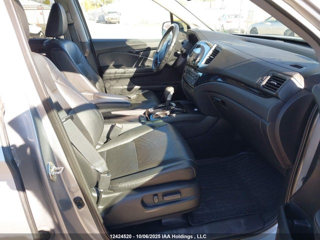 Honda j35y6 2017 5FPYK3F73HB504873 Image 5