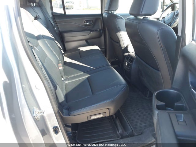 Honda j35y6 2017 5FPYK3F73HB504873 Image 8