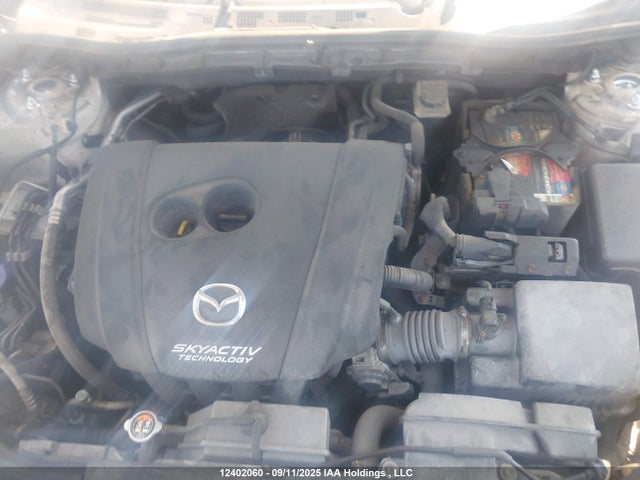 3MZBM1V70EM102070 Mazda pe