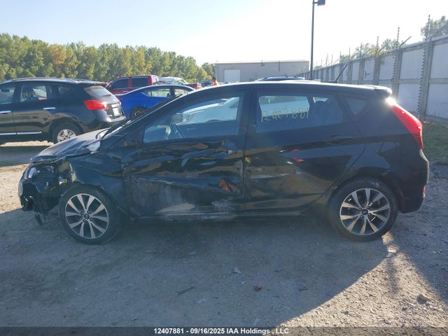 KMHCT5AE5HU313668 Hyundai 2017