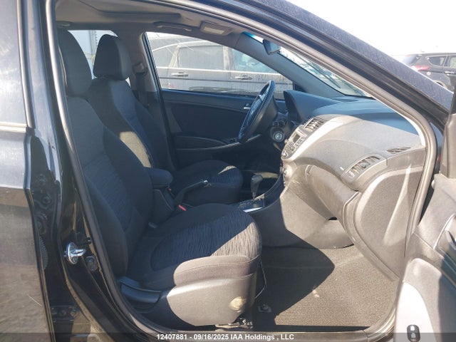 KMHCT5AE5HU313668 Hyundai 2017