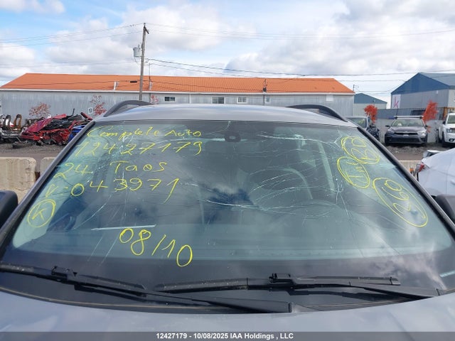 Продаж на аукціоні авто 2024 Volkswagen Taos Trendline, vin: 3VVGX7B21RM043971, номер лоту: 12427179