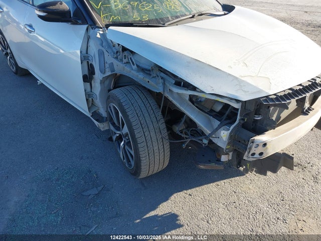 Nissan Maxima 2017 1N4AA6AP8HC369625 Image 19