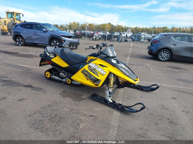 12427267 :رقم المزاد ، 2BPSMC7C97V000519 vin ، 2007 Skidoo  مزاد بيع