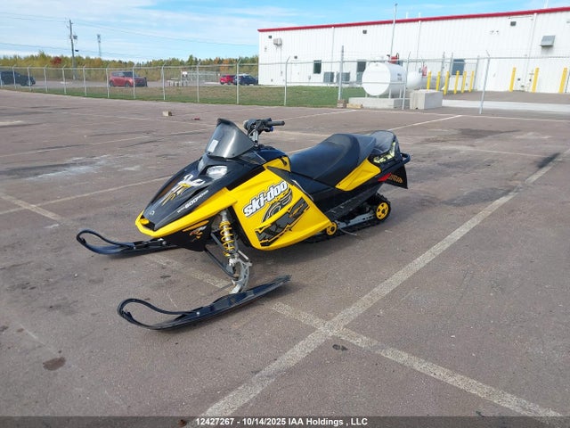 12427267 :رقم المزاد ، 2BPSMC7C97V000519 vin ، 2007 Skidoo  مزاد بيع