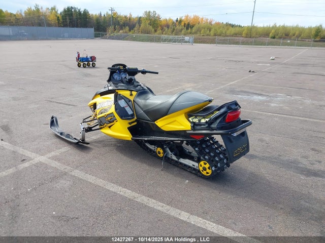 12427267 :رقم المزاد ، 2BPSMC7C97V000519 vin ، 2007 Skidoo  مزاد بيع