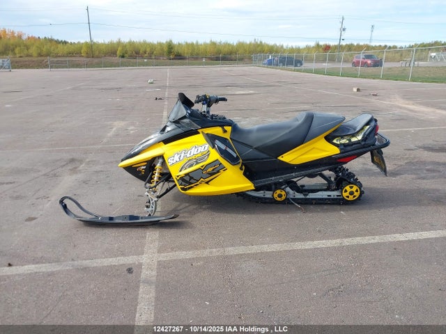 12427267 :رقم المزاد ، 2BPSMC7C97V000519 vin ، 2007 Skidoo  مزاد بيع