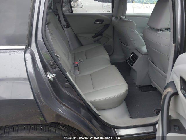 5J8TB4H56HL800733 Acura j35z2