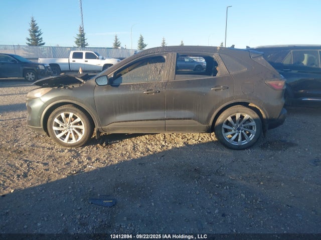 Ford hev/phev 2022 1FMCU9DZ2NUA02052 Image 14