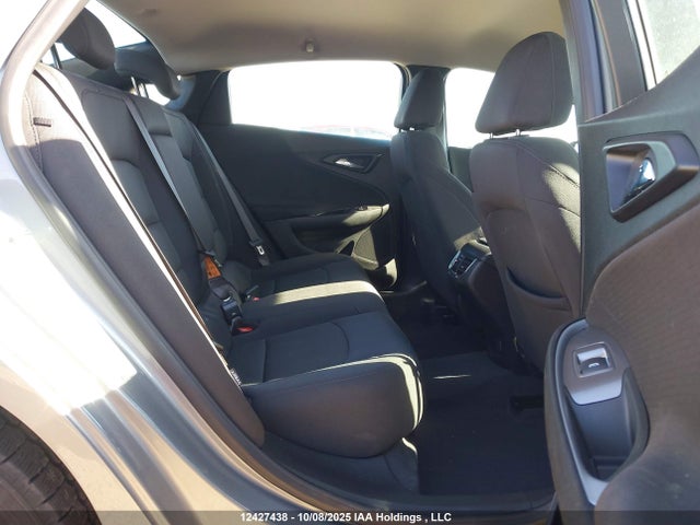 Chevrolet lfv 2024 1G1ZD5ST5RF200875 Image 8